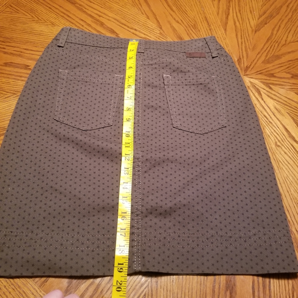 Boden Star Print Denim Skirt - Picture 7 of 9